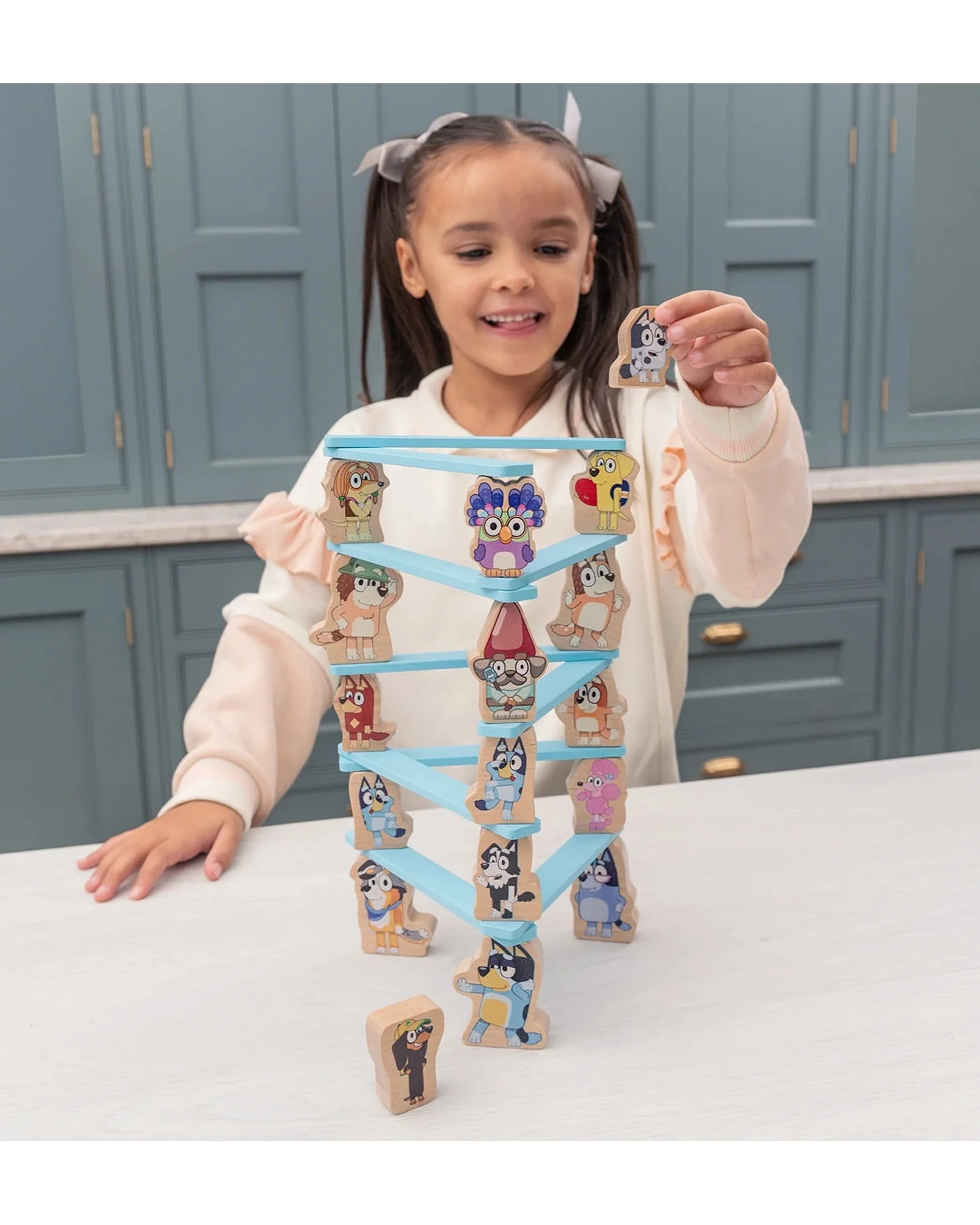 Bluey Wooden Stacking Game - Image 4