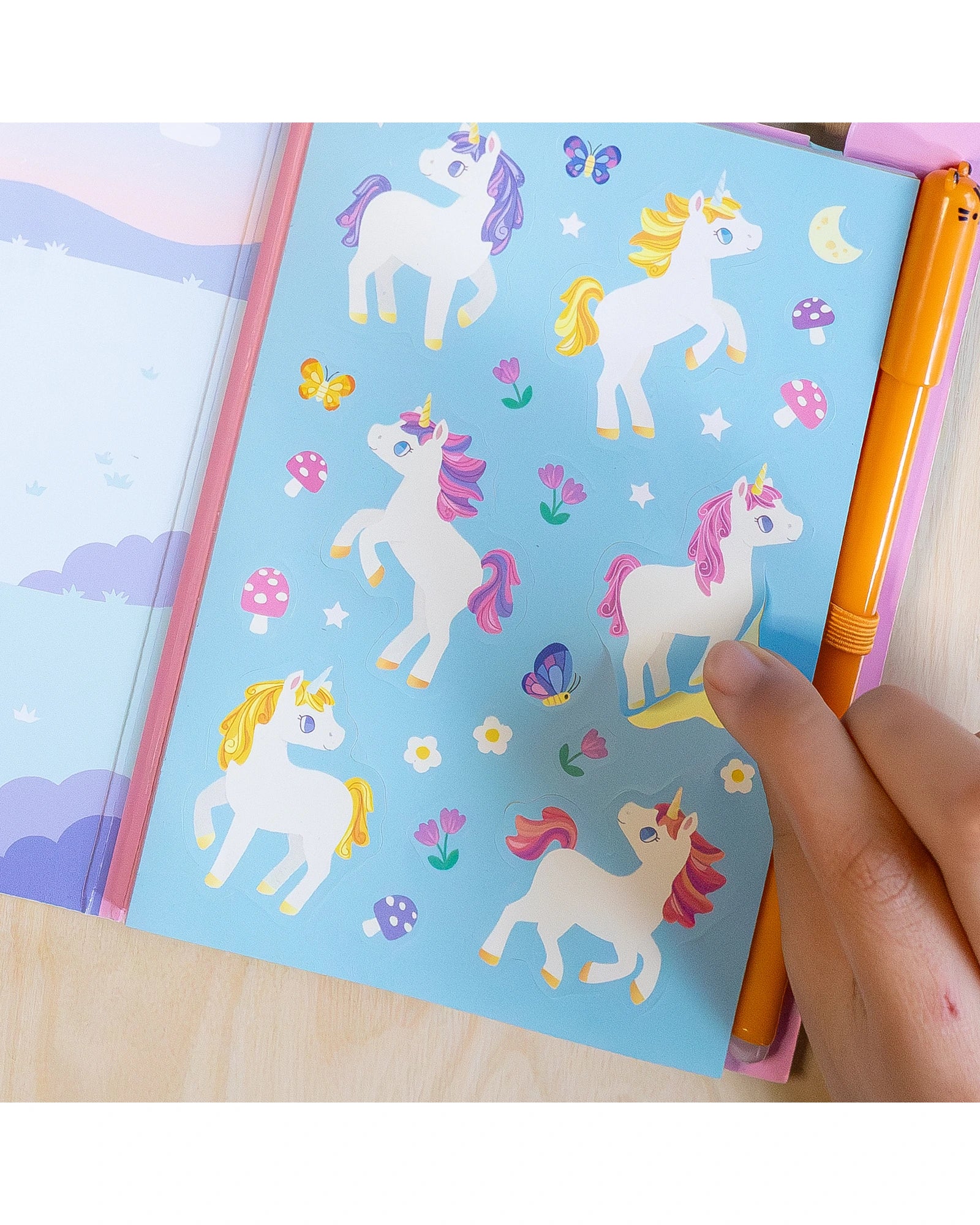 Busy Whiz Fun Pack - Unicorns - Image 5