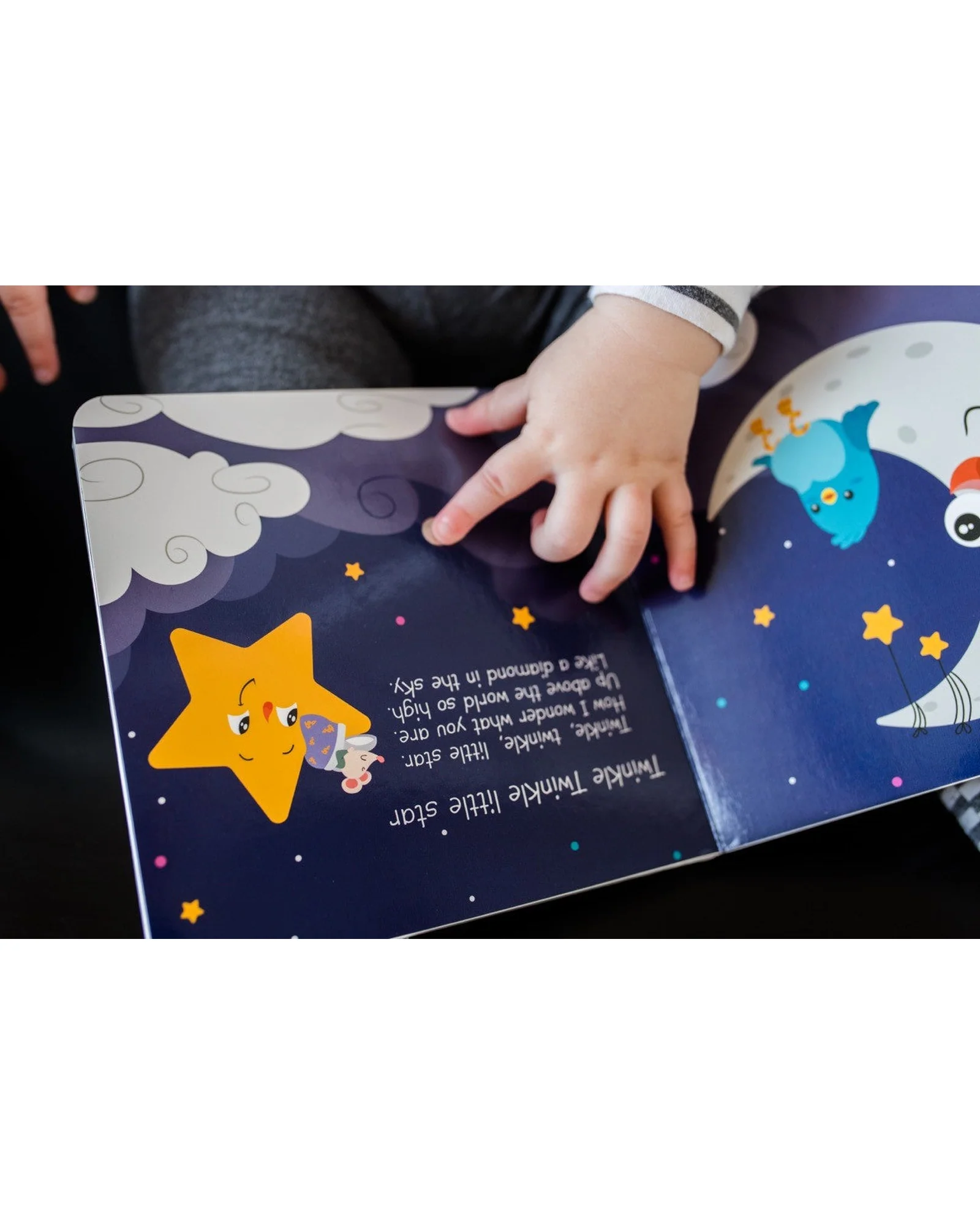 Bedtime Songs Board Book - Image 13