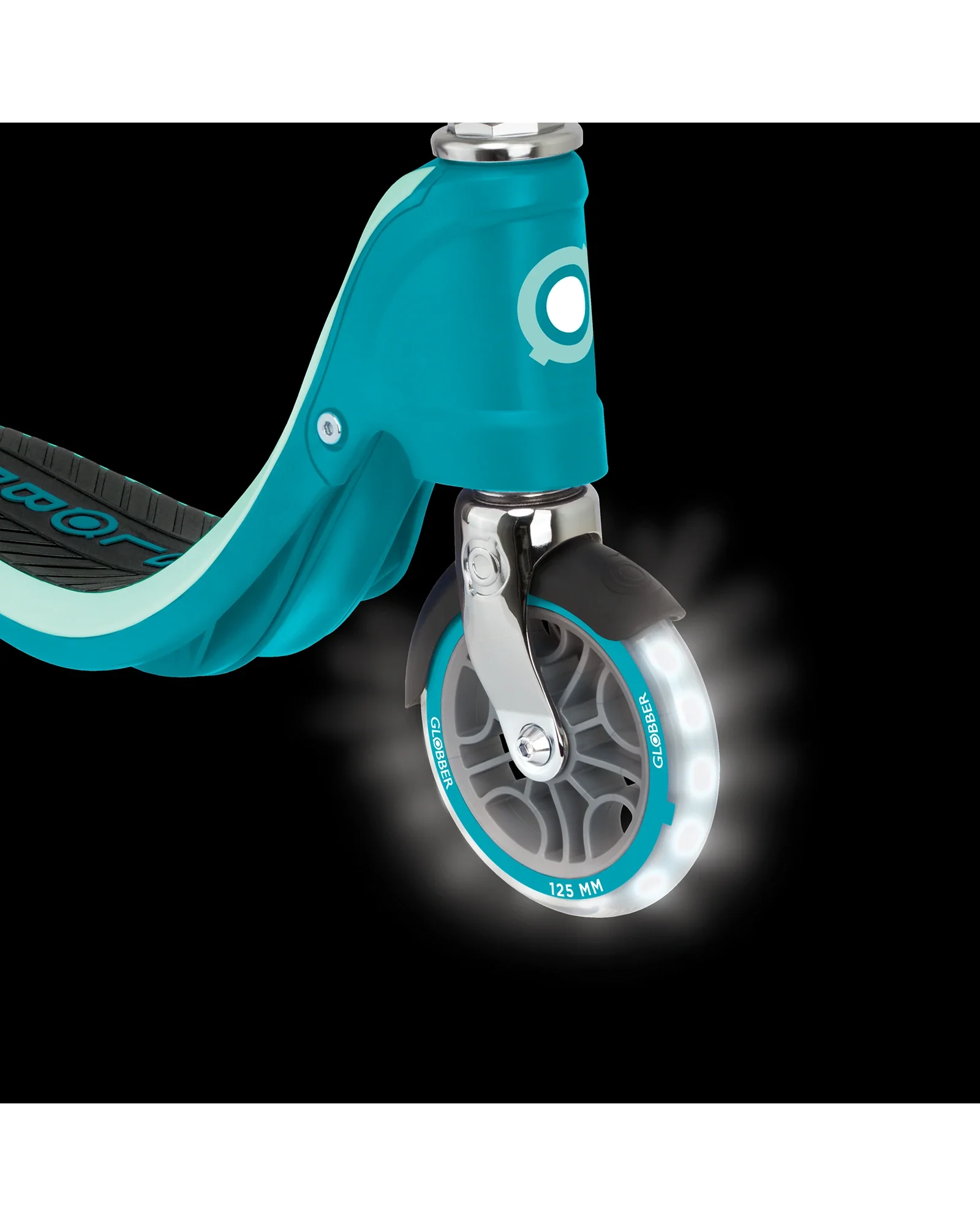 Globber Flow 125 Lights - Image 16