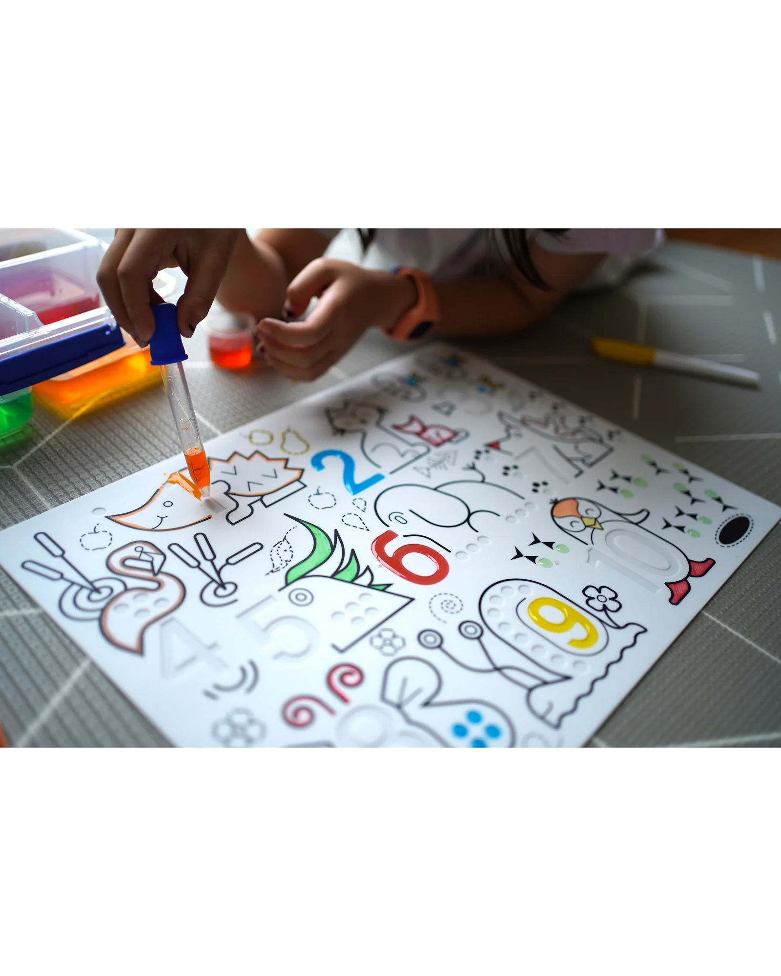 HeyDoodle Wild Digits Sensory Colouring & Doodle Mat - Image 6