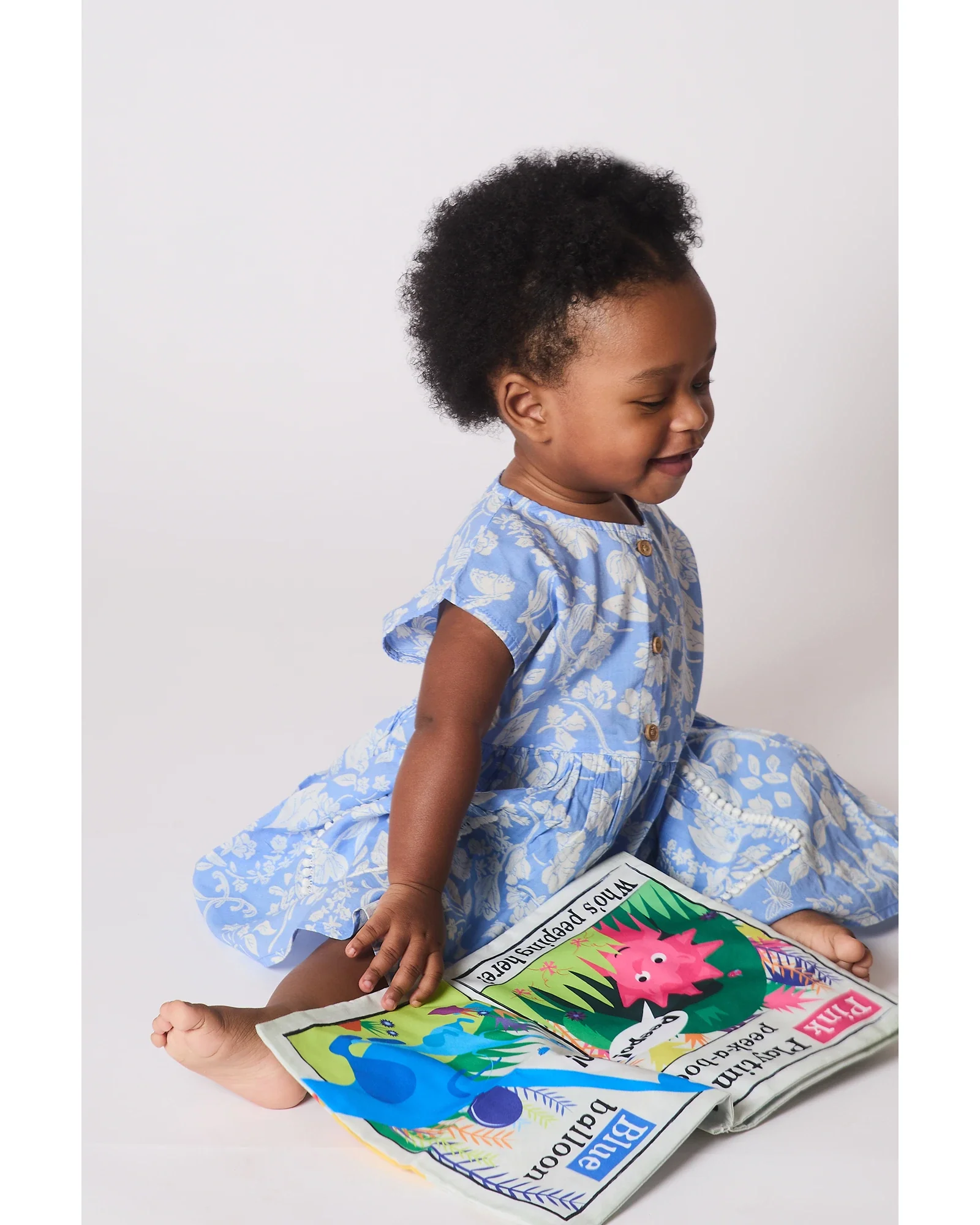Jo & NicS Crinkly Cloth Books - Rainbow Dinosaurs - Image 2