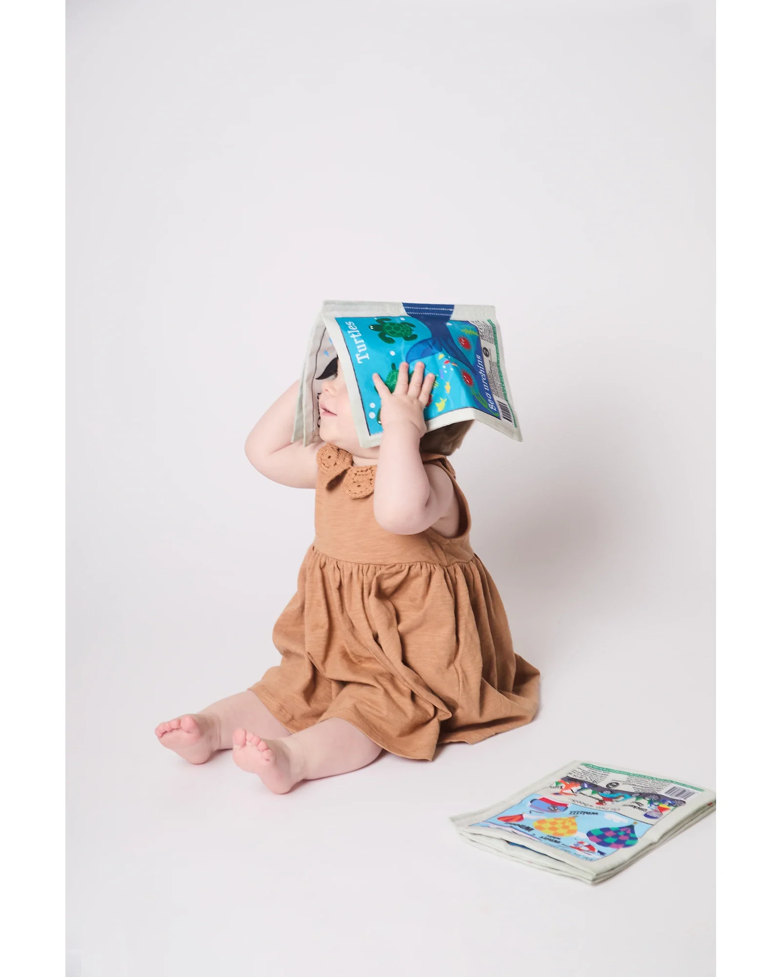 Jo & NicS Crinkly Cloth Books - Under The Sea - Image 14