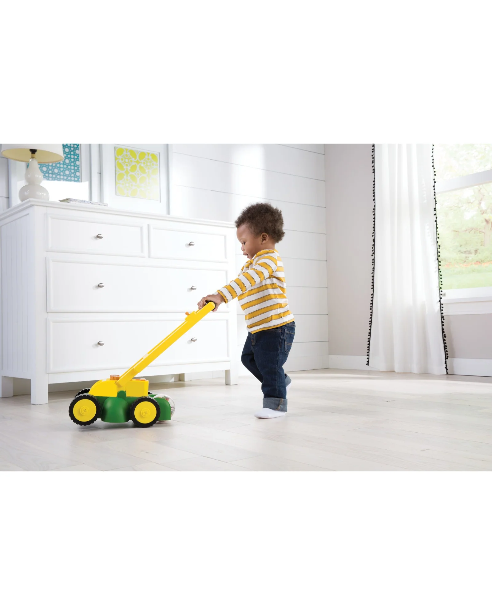 John Deere Lawn Mower - Image 4