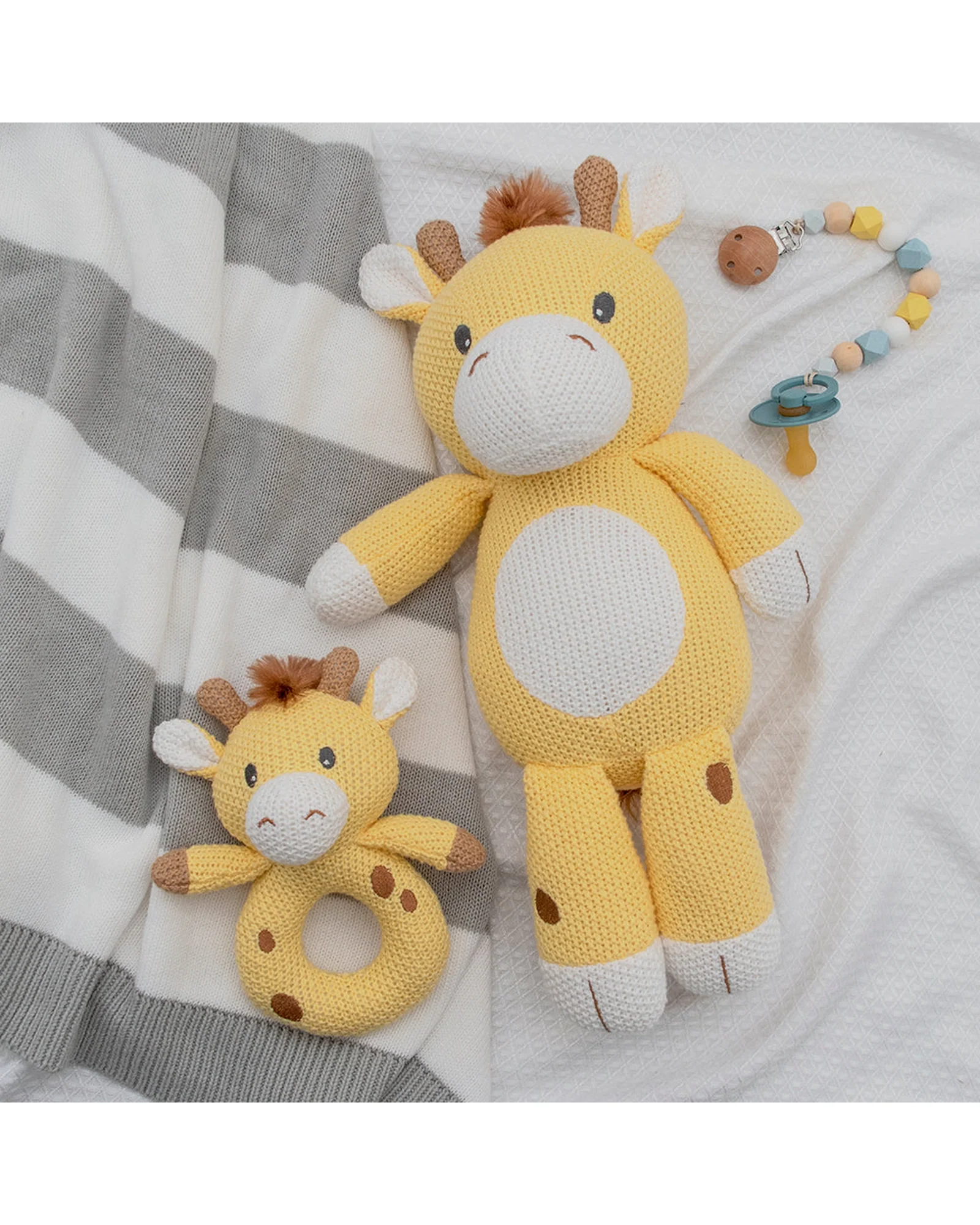 Knitted Toy Noah the Giraffe - Image 7